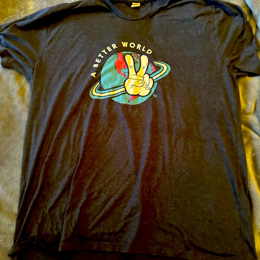 Dutch Bros 2XL grey shirt.  No stains
